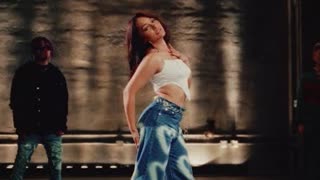 Real Ona x BOBBYSWORLD x BJCOOK - Me Enamore (Official Video 2021)