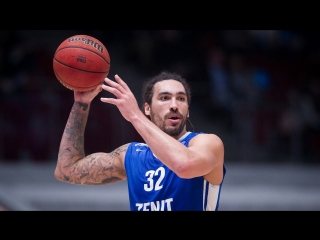 Данк Дрю Гордона в матче против ЦСКА