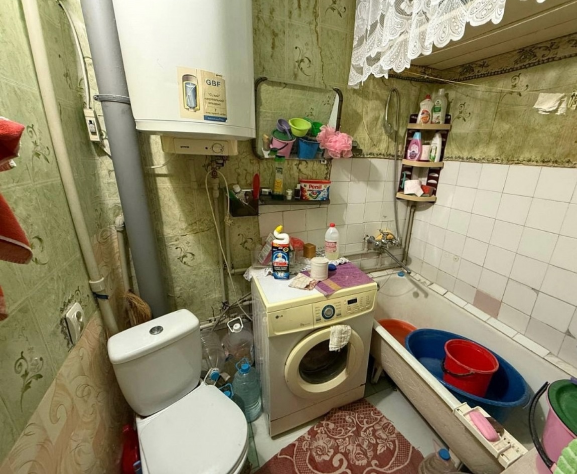❇️ Продажа 2-х комнатной квартиры Макеевка, Кировский район, кв-л Химик 4/5, S=46.4 м2 угловая смежная планировка окна пластик новая система отопления коммуникации поменяны с/у совмещён, бойлер 📁 к продаже! Стоимость: 3 000 000 рублей (ХОРОШИЙ ТОРГ) + 7 (949) 435-49-34 (Telegram) Ирина...